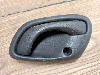 bontott SUZUKI WAGON R PLUS Bal hátsó Belső Kilincs