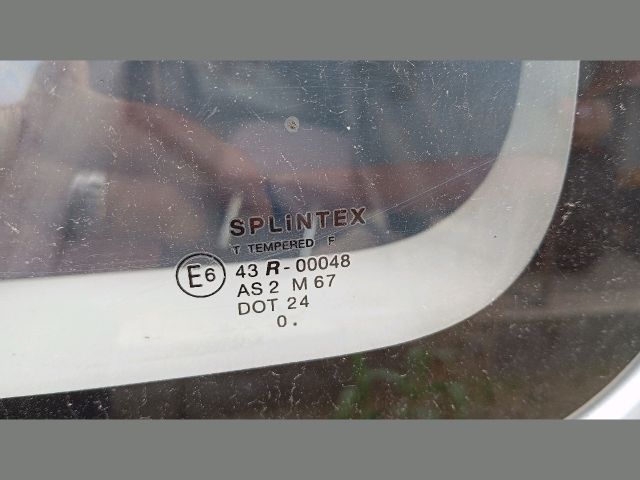 bontott SUZUKI WAGON R PLUS Bal hátsó Fixüveg (Ajtóban)