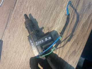 bontott SUZUKI WAGON R PLUS Bal hátsó Központizár Motor