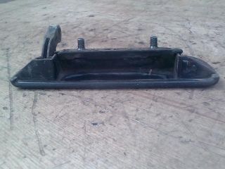 bontott SUZUKI WAGON R PLUS Bal hátsó Külső Kilincs