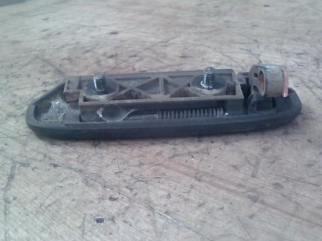 bontott SUZUKI WAGON R PLUS Bal hátsó Külső Kilincs