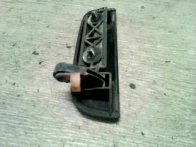 bontott SUZUKI WAGON R PLUS Bal hátsó Külső Kilincs