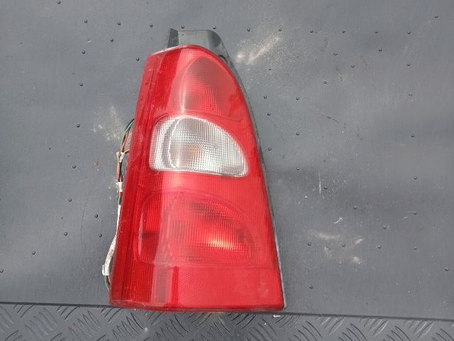 bontott SUZUKI WAGON R PLUS Bal Hátsó Lámpa