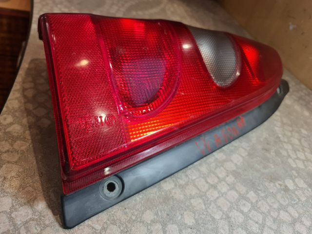 bontott SUZUKI WAGON R PLUS Bal Hátsó Lámpa