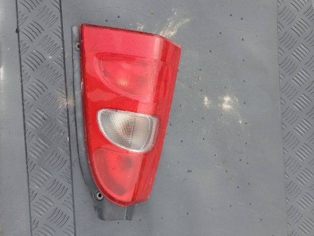 bontott SUZUKI WAGON R PLUS Bal Hátsó Lámpa