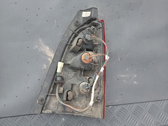 bontott SUZUKI WAGON R PLUS Bal Hátsó Lámpa