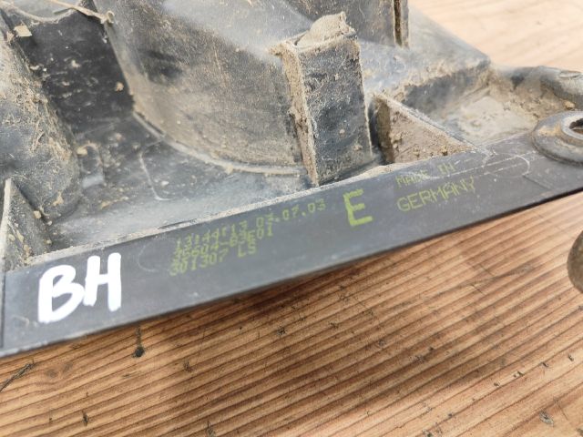 bontott SUZUKI WAGON R PLUS Bal Hátsó Lámpa