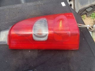 bontott SUZUKI WAGON R PLUS Bal Hátsó Lámpa