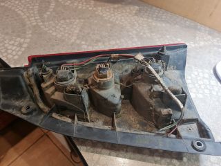 bontott SUZUKI WAGON R PLUS Bal Hátsó Lámpa