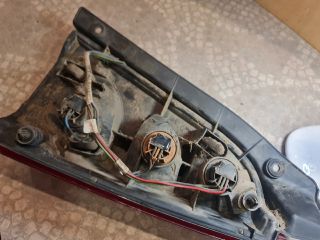 bontott SUZUKI WAGON R PLUS Bal Hátsó Lámpa