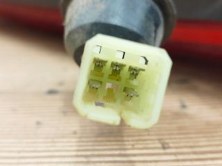 bontott SUZUKI WAGON R PLUS Bal Hátsó Lámpa