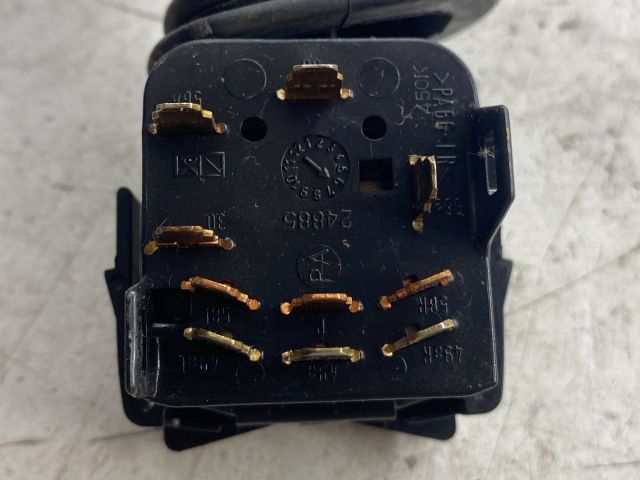 bontott SUZUKI WAGON R PLUS Bal Kormánykapcsoló Irányjelző