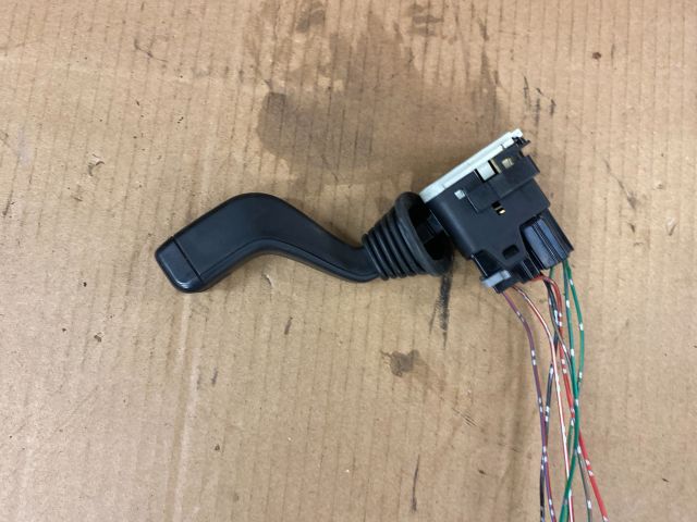 bontott SUZUKI WAGON R PLUS Bal Kormánykapcsoló Irányjelző