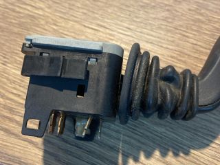 bontott SUZUKI WAGON R PLUS Bal Kormánykapcsoló Irányjelző