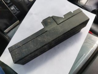 bontott SUZUKI WAGON R PLUS Biztosítéktábla Fedél