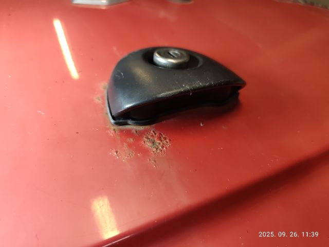 bontott SUZUKI WAGON R PLUS Csomagtérajtó (Részeivel)