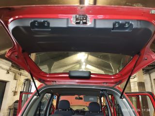 bontott SUZUKI WAGON R PLUS Csomagtérajtó (Részeivel)