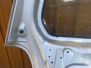 bontott SUZUKI WAGON R PLUS Csomagtérajtó (Üres lemez)