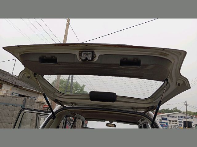 bontott SUZUKI WAGON R PLUS Csomagtérajtó (Üres lemez)