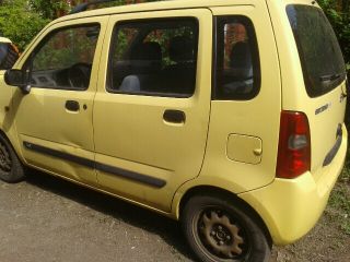 bontott SUZUKI WAGON R PLUS Csomagtérajtó (Üres lemez)