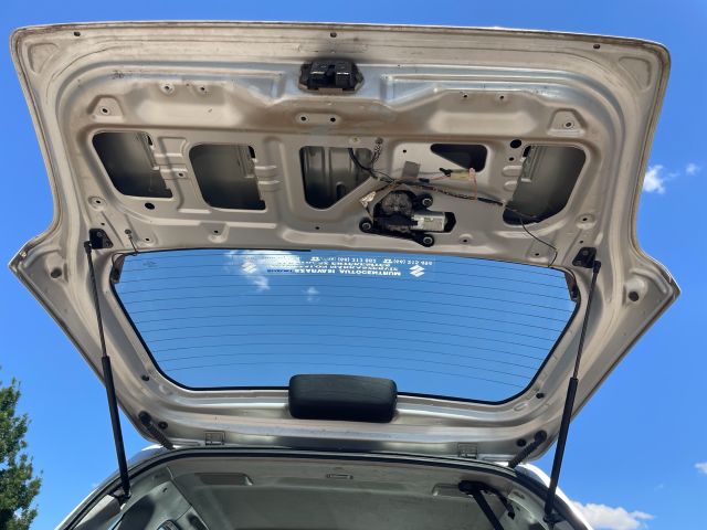 bontott SUZUKI WAGON R PLUS Csomagtérajtó (Üres lemez)