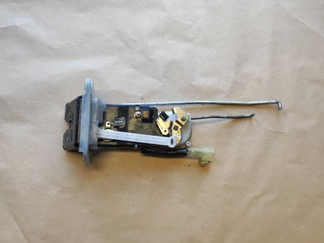 bontott SUZUKI WAGON R PLUS Csomagtérajtó Zárszerkezet