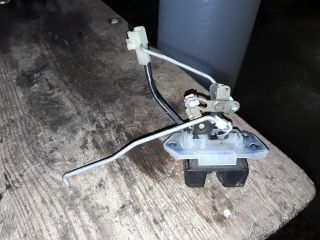 bontott SUZUKI WAGON R PLUS Csomagtérajtó Zárszerkezet