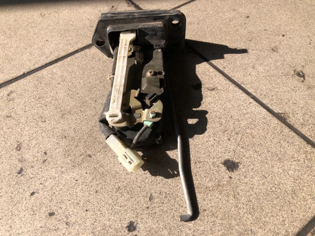 bontott SUZUKI WAGON R PLUS Csomagtérajtó Zárszerkezet