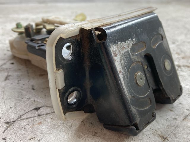 bontott SUZUKI WAGON R PLUS Csomagtérajtó Zárszerkezet