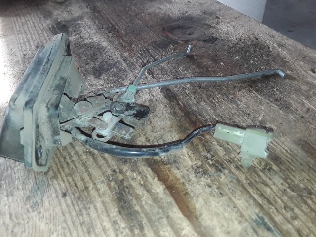 bontott SUZUKI WAGON R PLUS Csomagtérajtó Zárszerkezet