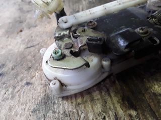 bontott SUZUKI WAGON R PLUS Csomagtérajtó Zárszerkezet