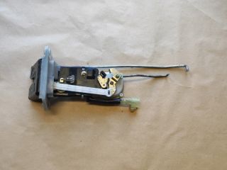 bontott SUZUKI WAGON R PLUS Csomagtérajtó Zárszerkezet