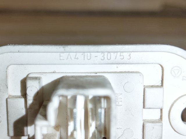 bontott SUZUKI WAGON R PLUS Előtét Ellenállás Fűtőmotor