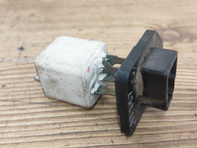 bontott SUZUKI WAGON R PLUS Előtét Ellenállás Fűtőmotor