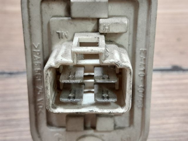 bontott SUZUKI WAGON R PLUS Előtét Ellenállás Fűtőmotor