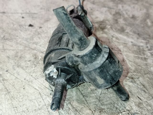 bontott SUZUKI WAGON R PLUS Első Ablakmosó Szivattyú