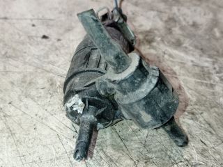 bontott SUZUKI WAGON R PLUS Első Ablakmosó Szivattyú