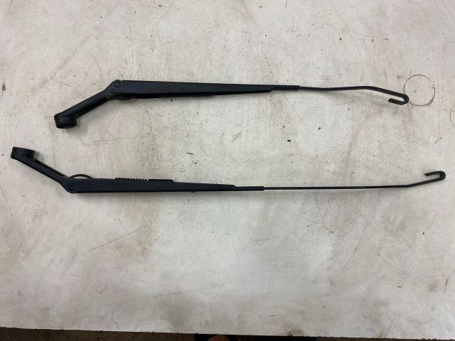 bontott SUZUKI WAGON R PLUS Első Ablaktörlő Kar