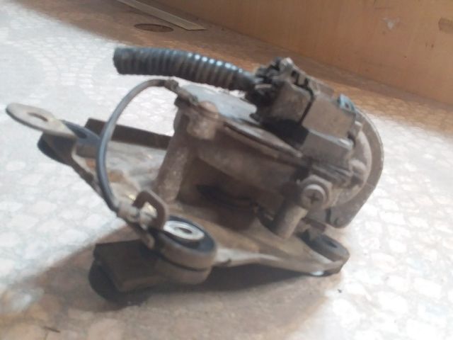 bontott SUZUKI WAGON R PLUS Első Ablaktörlő Motor