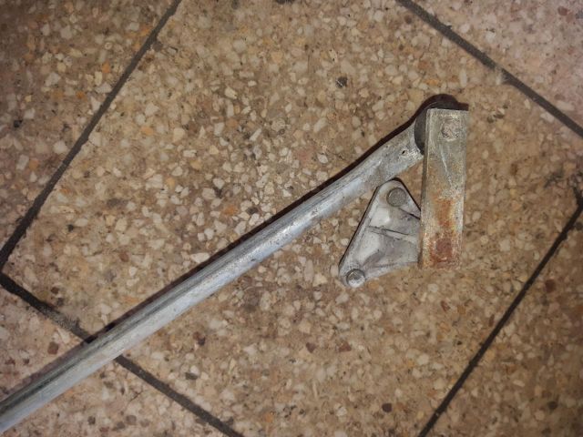 bontott SUZUKI WAGON R PLUS Első Ablaktörlő Szerkezet