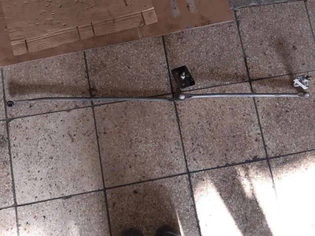 bontott SUZUKI WAGON R PLUS Első Ablaktörlő Szerkezet