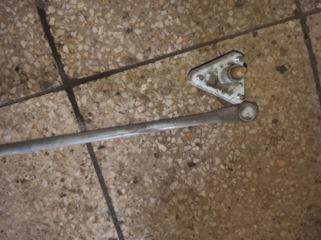 bontott SUZUKI WAGON R PLUS Első Ablaktörlő Szerkezet