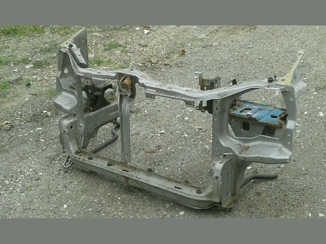 bontott SUZUKI WAGON R PLUS Első Karosszéria Csomag