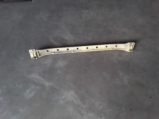 bontott SUZUKI WAGON R PLUS Első Lökhárító Merevítő (Fém)