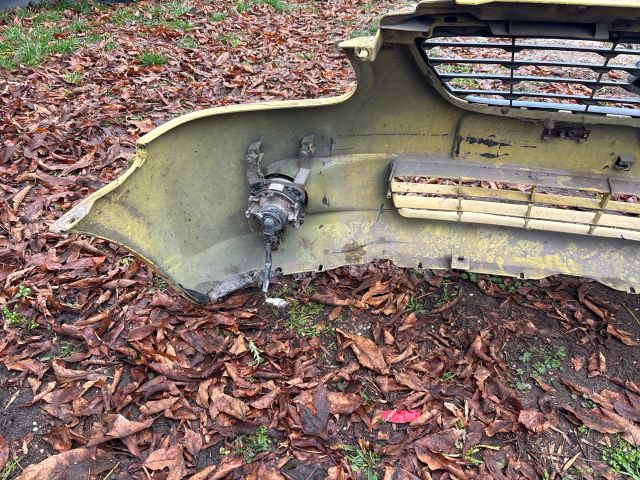 bontott SUZUKI WAGON R PLUS Első Lökhárító (Részeivel)