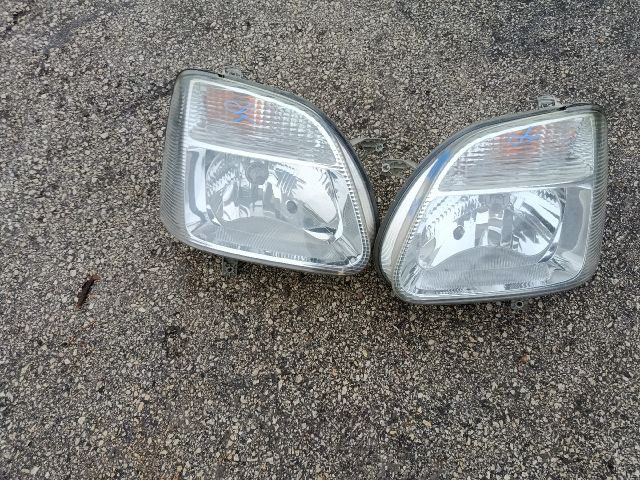 bontott SUZUKI WAGON R PLUS Fényszóró Pár