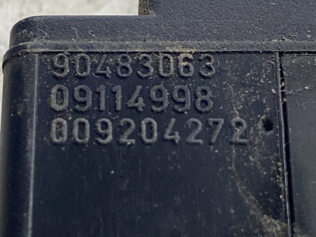 bontott SUZUKI WAGON R PLUS Fényszórómagasság Állító Kapcsoló