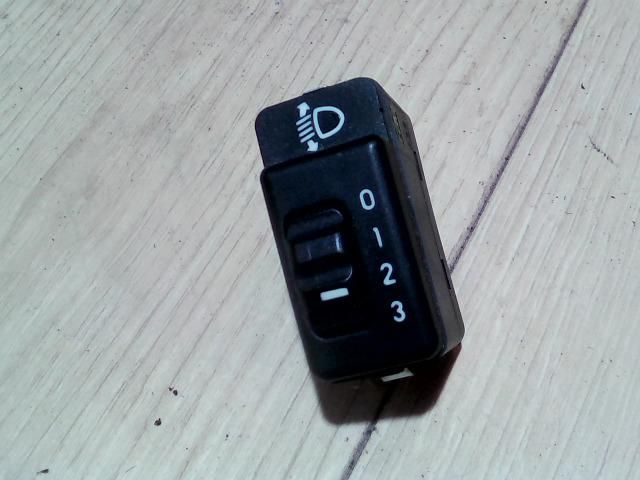 bontott SUZUKI WAGON R PLUS Fényszórómagasság Állító Kapcsoló