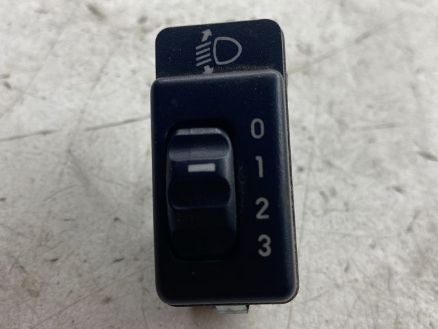 bontott SUZUKI WAGON R PLUS Fényszórómagasság Állító Kapcsoló