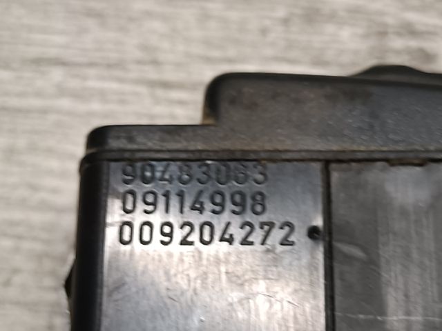 bontott SUZUKI WAGON R PLUS Fényszórómagasság Állító Kapcsoló